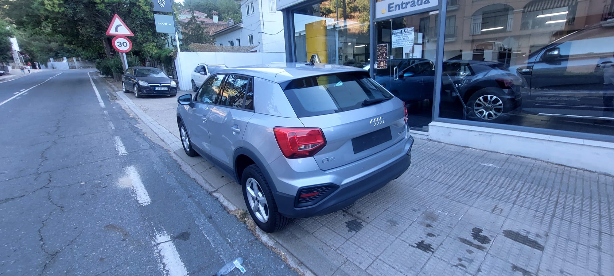 Audi Q2 1.0 110CV miniatura 3